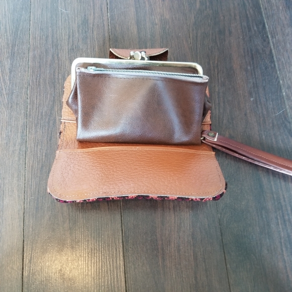 Vintage Knit and Leather WalletxClutch - Picture 6 of 7